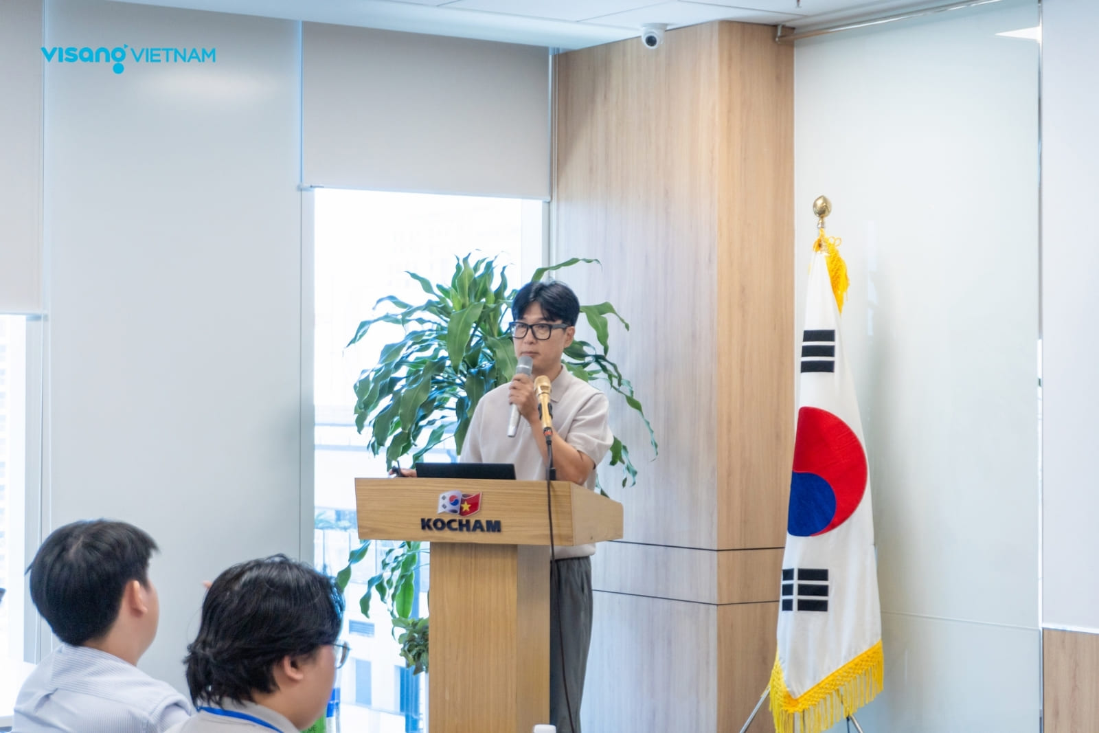 Mr. Lee Jae Hwan - Gi&aacute;m đốc Webcash Vietnam, Ph&oacute; Chủ tịch Ban ICT KOCHAM, nguy&ecirc;n Trưởng nh&oacute;m ITSS Samsung SDS